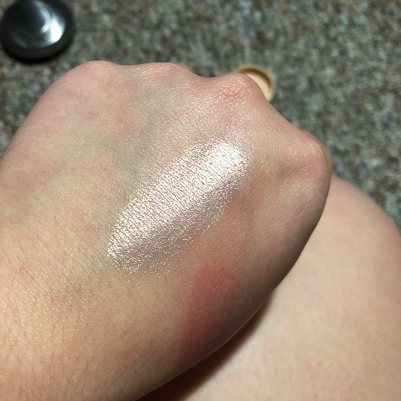 Kylie cosmetics loose highlighter - Picture 3 of 3
